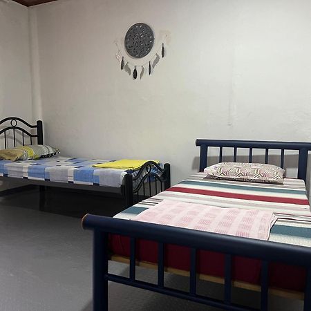 Helena Hostel Cali Exteriör bild